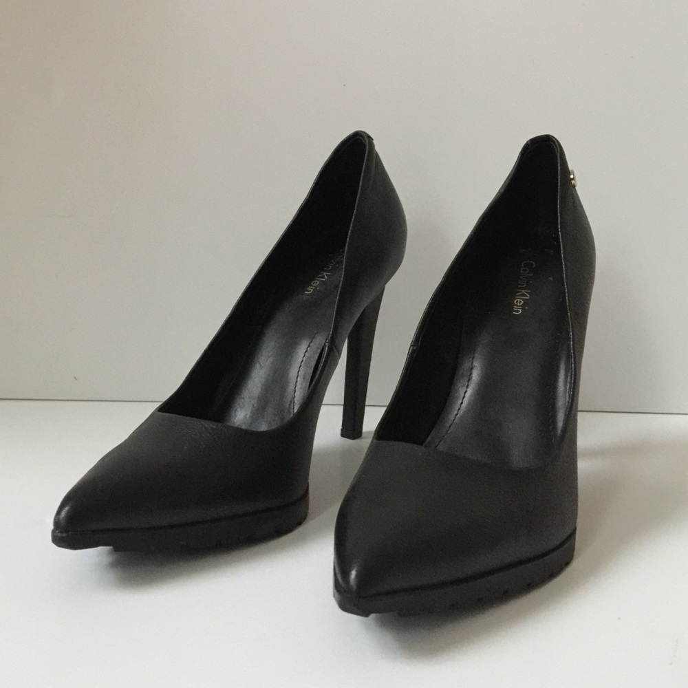 Calvin Klein Black Pumps